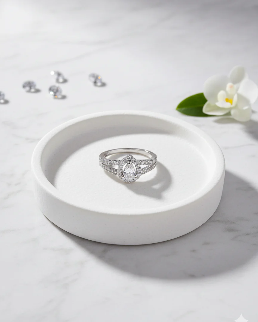 Elise American Diamond Ring with Box - Image 3