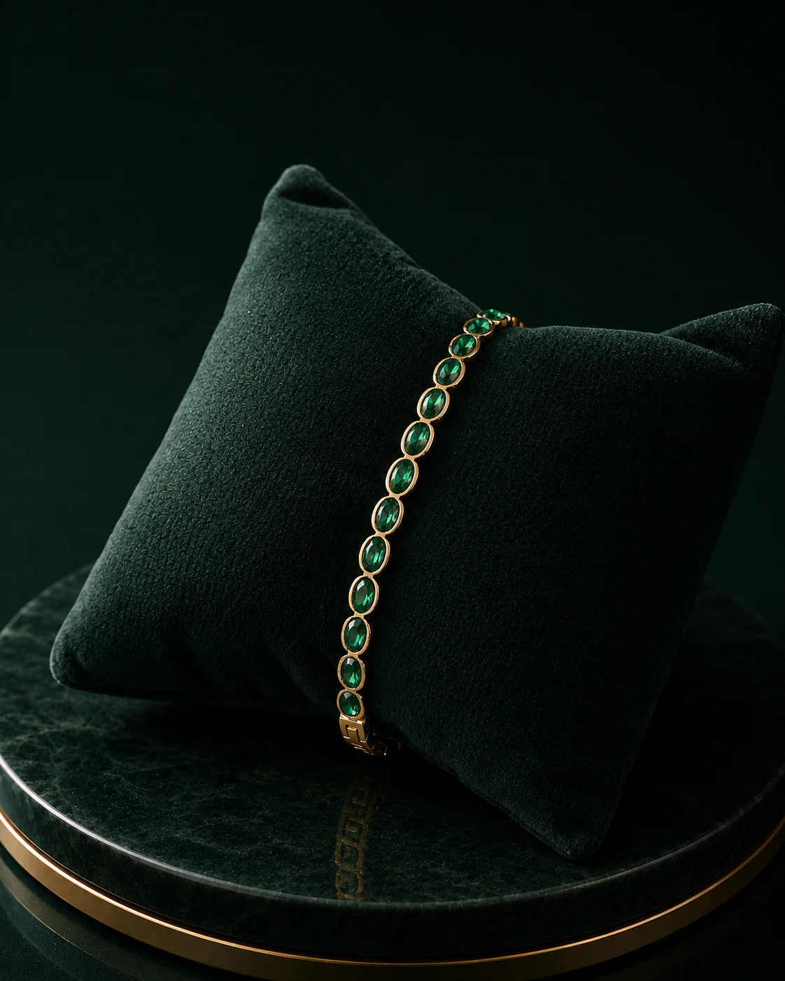 Emerald Santina Voguish Bracelet - Image 4
