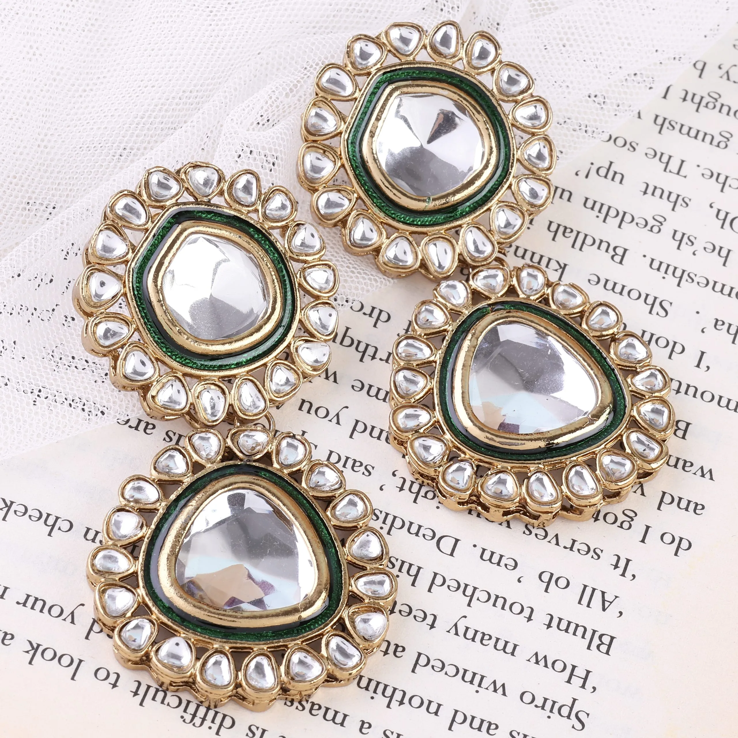 Green Neeraj Earring - Image 4