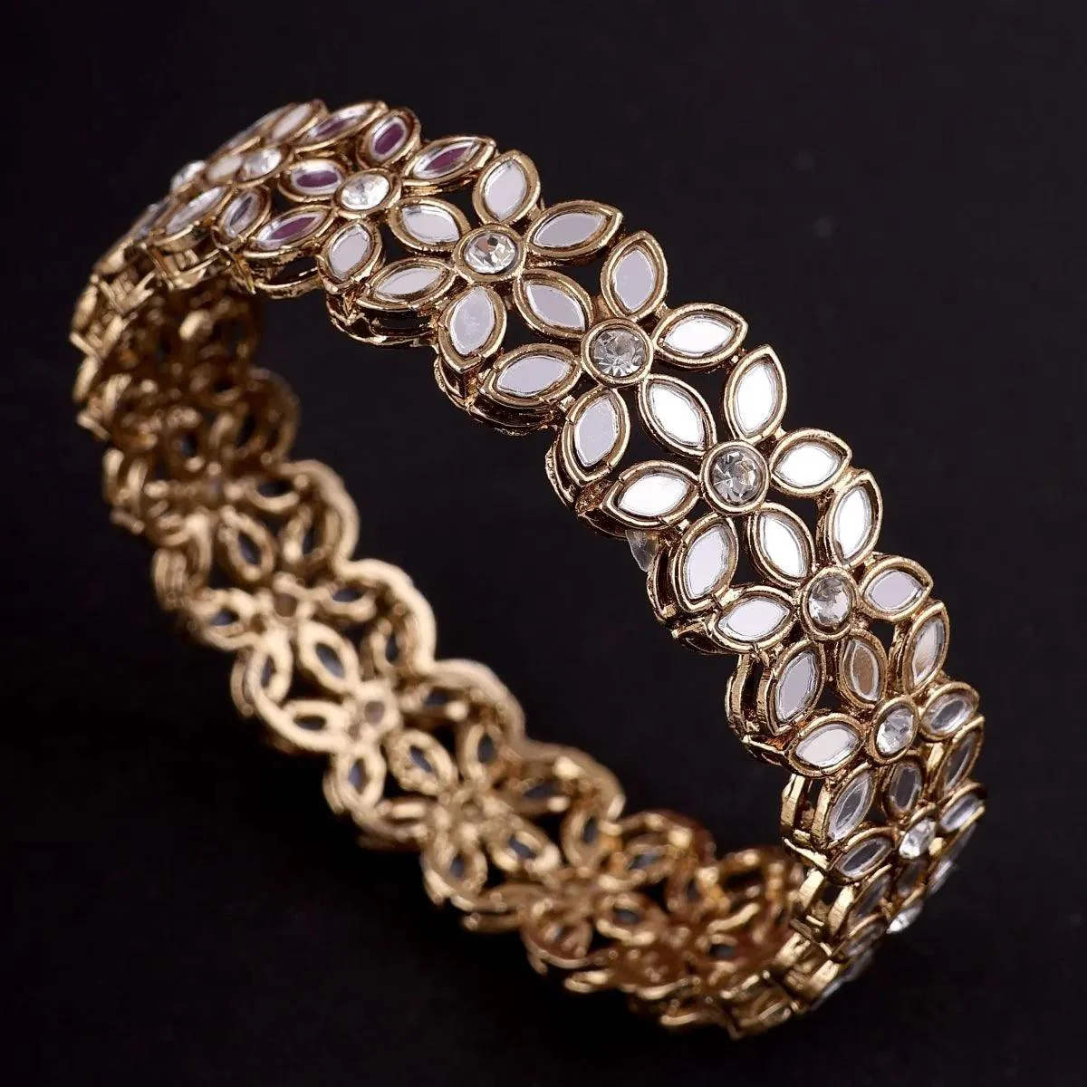 Ishit Kundan Bangle - Image 2
