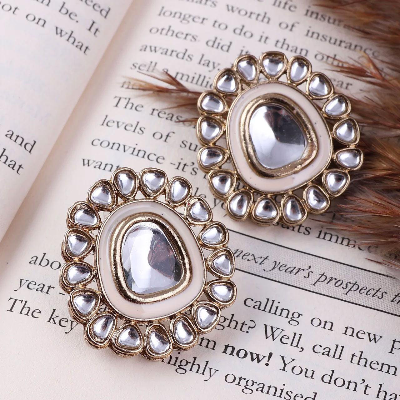 Ivory Dev kundan Stud - Image 3