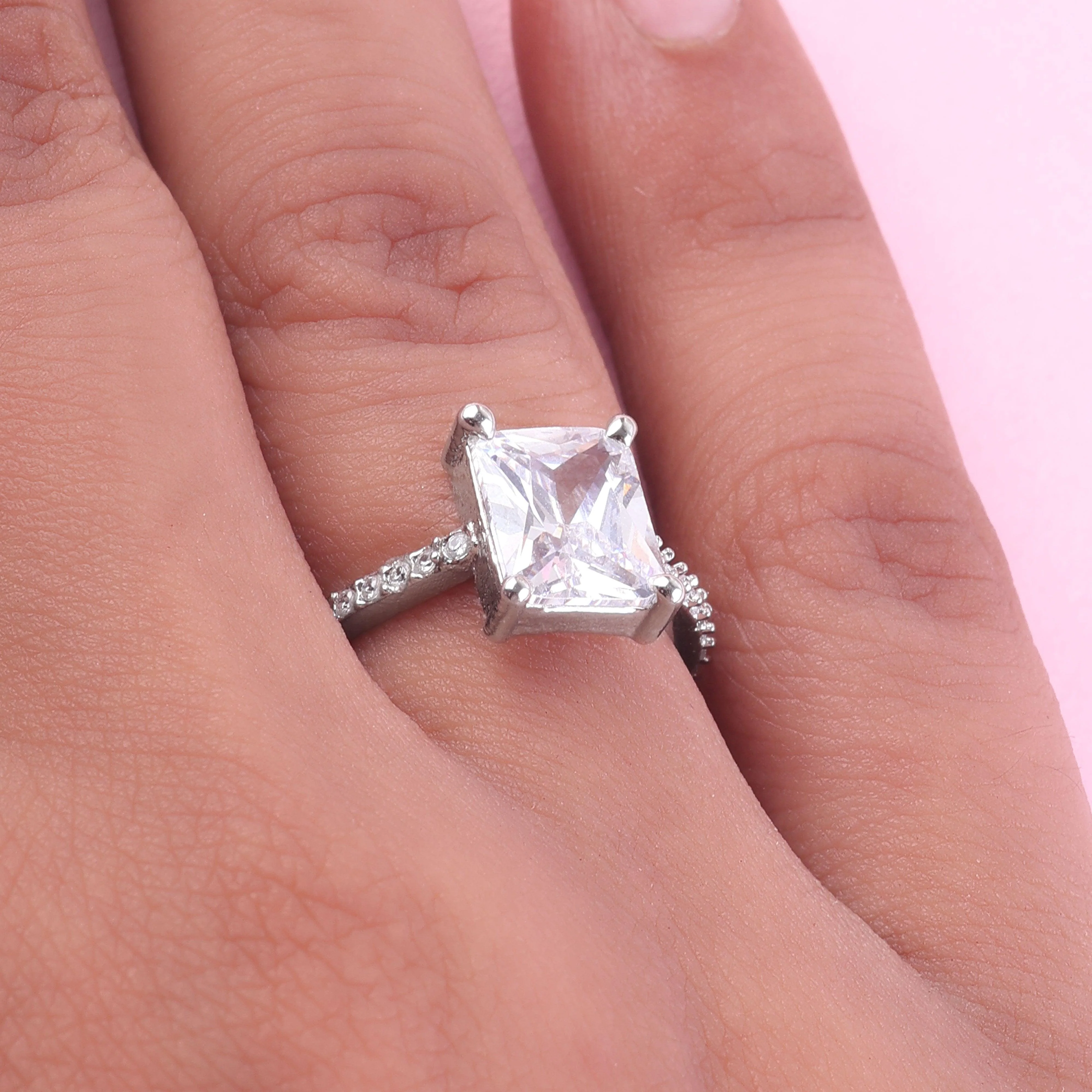 Joseph American Diamond Ring - Image 3