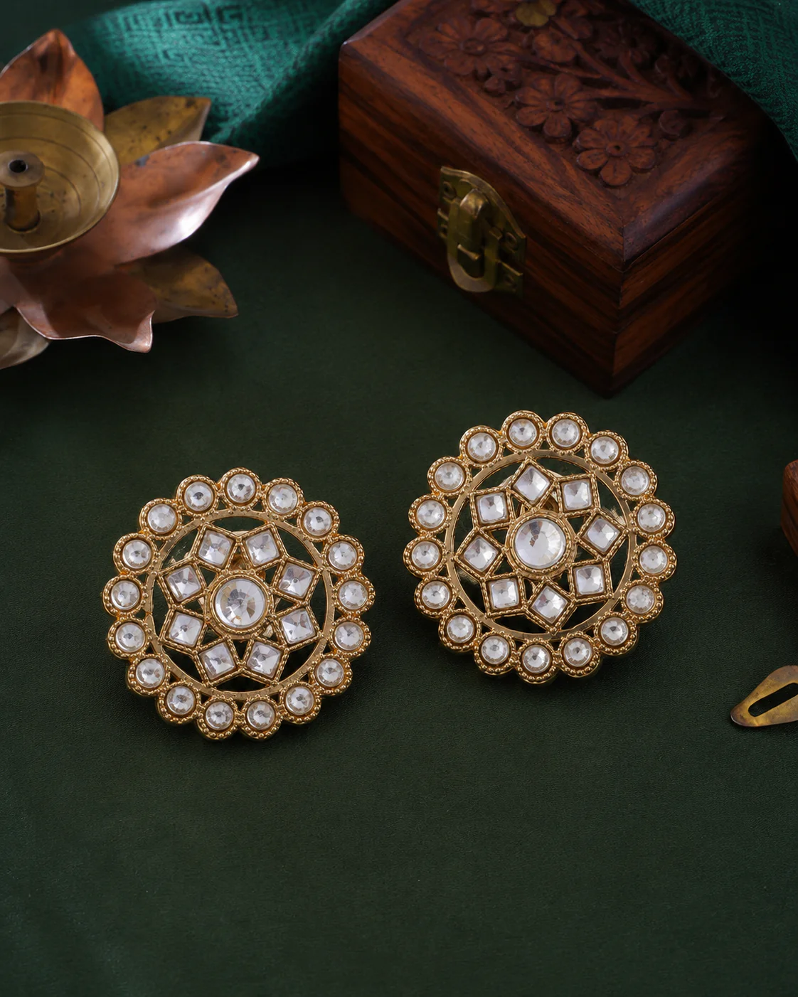 Nivah Kundan Stud - Image 5