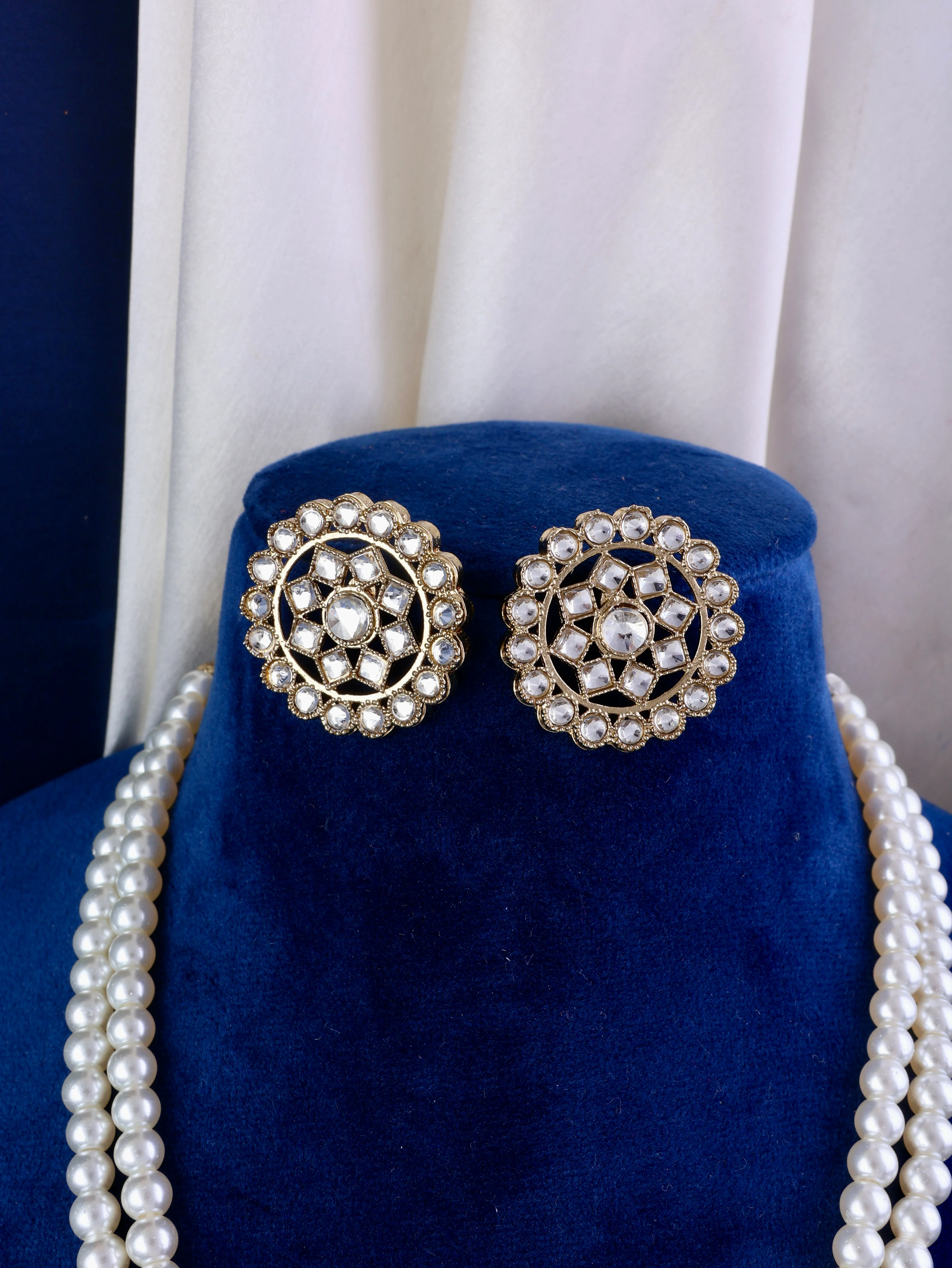 Nivah Pearl Kundan Long Set - Image 2