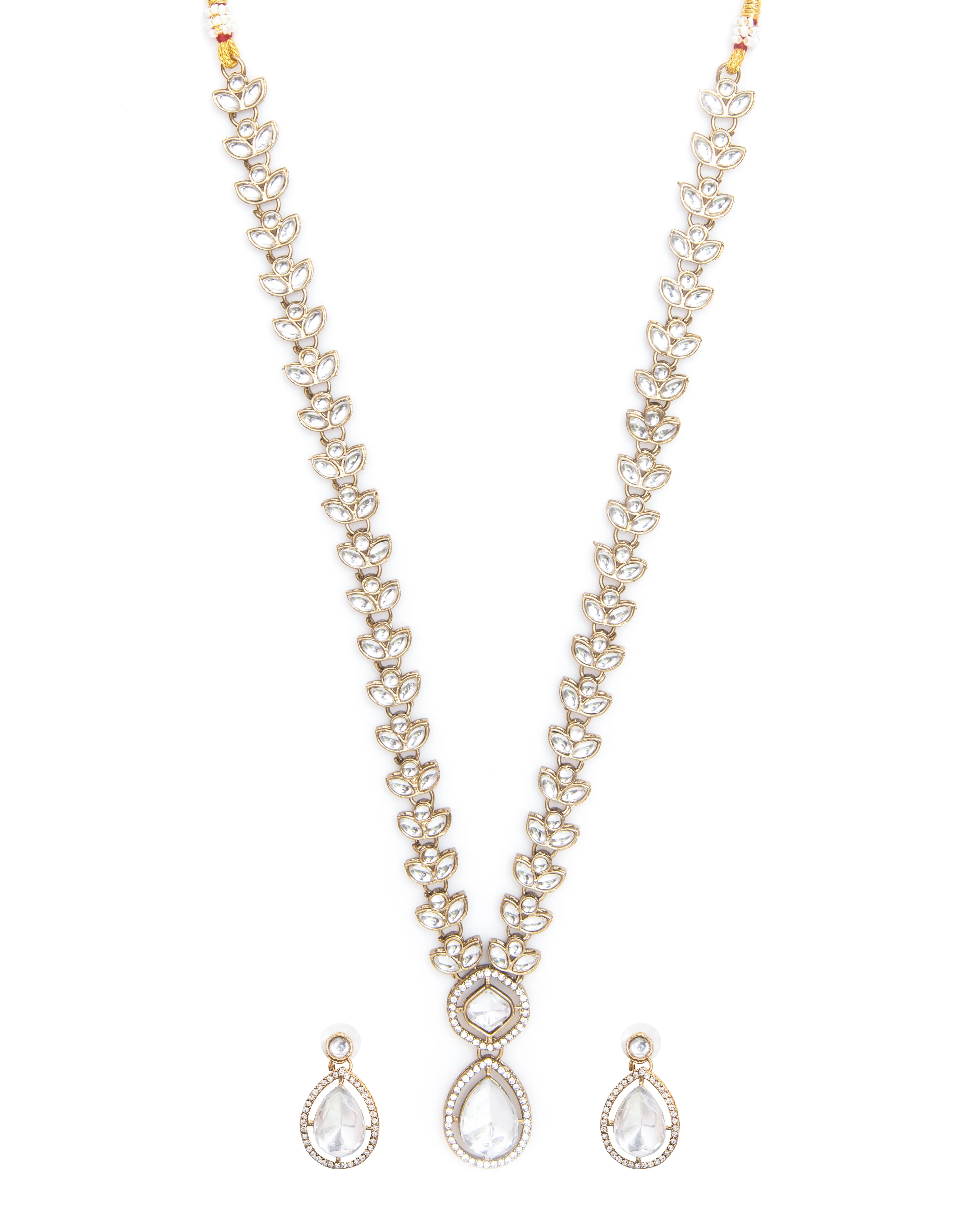 White Yarvi Premium Kundan Necklace With Earrings - Image 4