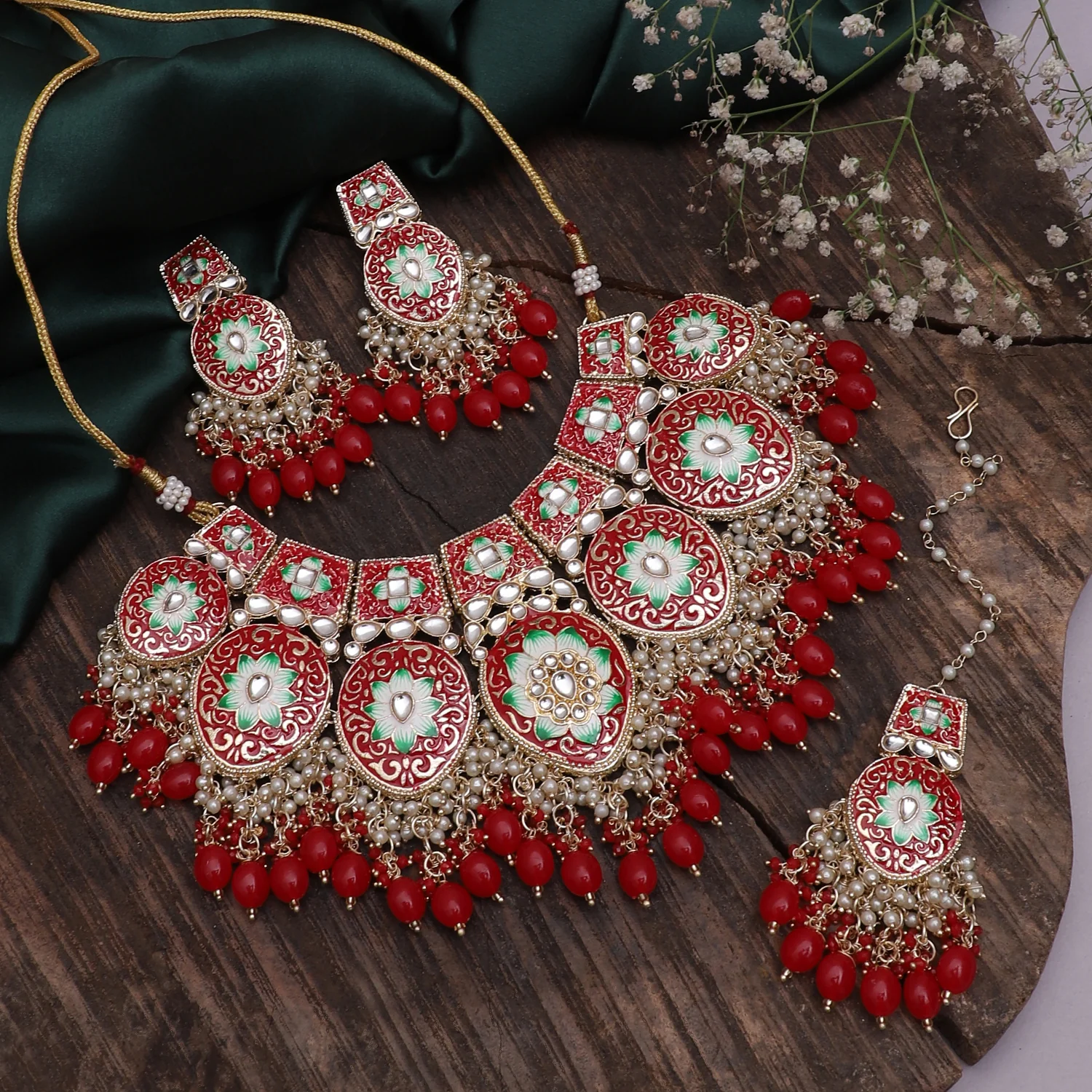 Red Gurishq Royal Set